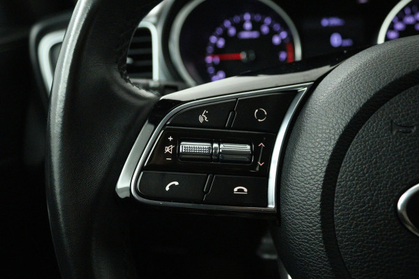 Kia Ceed Sportswagon 1.0 T-GDi DynamicLine (TREKHAAK, SENSOREN, CARPLAY, LANE-ASSIST, CRUISE CONTROL, NAVIGATIE)