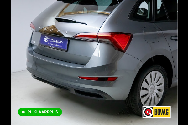 Škoda SCALA 1.0 TSI Ambition Comfort AUT. 110 PK Stoel- en stuurverwarming , Climate control , Apple Carplay, Android auto, PDC achter All season banden