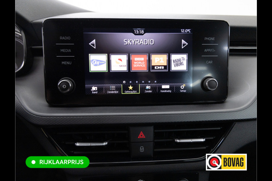 Škoda SCALA 1.0 TSI Ambition Comfort AUT. 110 PK Stoel- en stuurverwarming , Climate control , Apple Carplay, Android auto, PDC achter All season banden