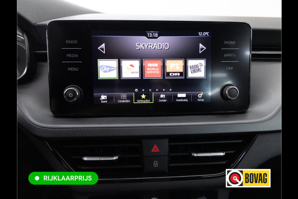 Škoda SCALA 1.0 TSI Ambition Comfort AUT. 110 PK Stoel- en stuurverwarming , Climate control , Apple Carplay, Android auto, PDC achter All season banden