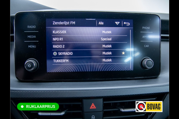 Škoda SCALA 1.0 TSI Ambition Comfort AUT. 110 PK Stoel- en stuurverwarming , Climate control , Apple Carplay, Android auto, PDC achter All season banden