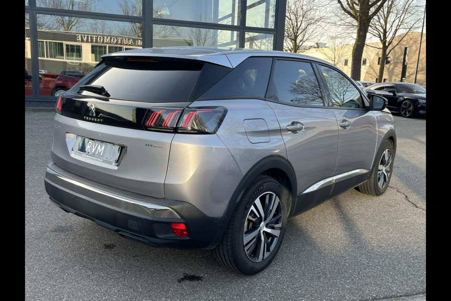 Peugeot 3008 1.6 HYbrid 225 Allure Pack Business VAN €25.900,- NU VOOR SLECHTS €22.877,- Uw LENTEVOORDEEL €3.023,- |15.000 KM | UNIEKE KM-STAND | PLUG-IN HYBRIDE | PANORAMADAK | FOCAL AUDIO | ADAPTIEVE CRUISE | LEREN BEKLEDING | RIJKLAAR GELEVERD INCL. 12 MND BOVAG GARANTIE