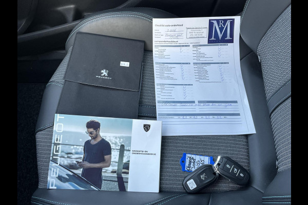 Peugeot 3008 1.6 HYbrid 225 Allure Pack Business VAN €25.900,- NU VOOR SLECHTS €22.877,- Uw LENTEVOORDEEL €3.023,- |15.000 KM | UNIEKE KM-STAND | PLUG-IN HYBRIDE | PANORAMADAK | FOCAL AUDIO | ADAPTIEVE CRUISE | LEREN BEKLEDING | RIJKLAAR GELEVERD INCL. 12 MND BOVAG GARANTIE