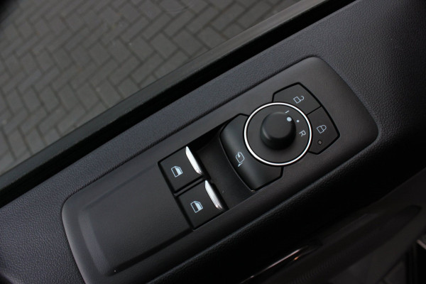 Ford Transit Custom 320 2.0 TDCI L2H1 MS-RT DC AWD DUBBEL CABINE BPM VRIJ / KUIPSTOELEN / DIRECT RIJDEN / NAVIGATIE / FULL BLACK