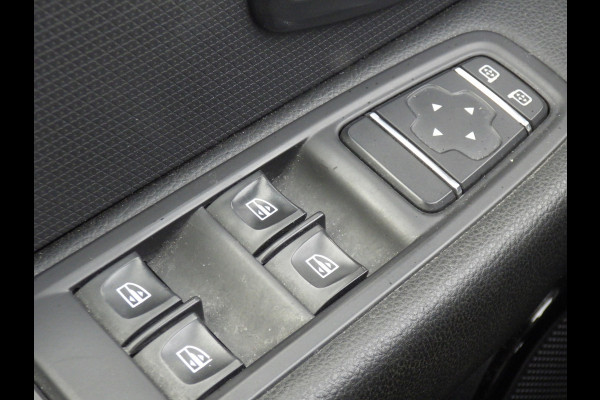 Renault Clio Estate 0.9 TCe Limited Airco, Cruise, NAVI, NL/NAP!