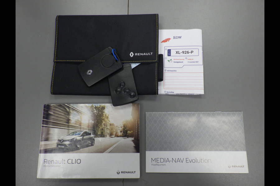 Renault Clio Estate 0.9 TCe Limited Airco, Cruise, NAVI, NL/NAP!