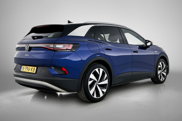 Volkswagen ID.4 First 77 kWh (NAVIGATIE, CAMERA, PARKEERSENSOREN, STOELVERWARMING, 1e EIGENAAR)