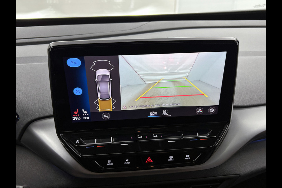 Volkswagen ID.4 First 77 kWh (NAVIGATIE, CAMERA, PARKEERSENSOREN, STOELVERWARMING, 1e EIGENAAR)