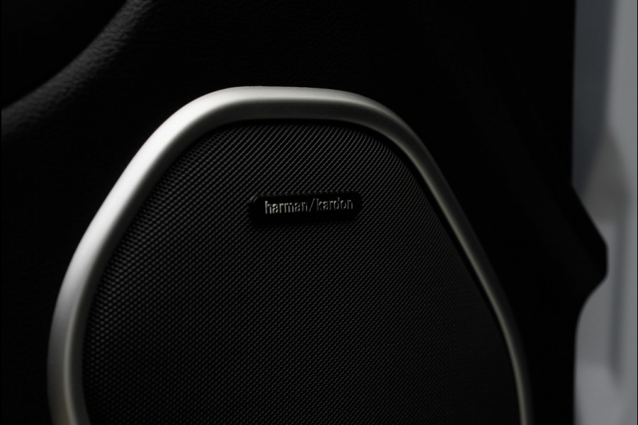 Jeep Grand Cherokee 6.4 Hemi SRT 3000km!! Carbon-Design SRT-Design-Paket Sportstoelen