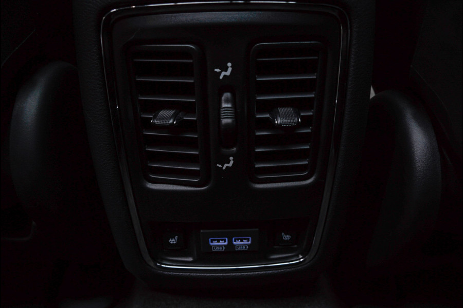 Jeep Grand Cherokee 6.4 Hemi SRT 3000km!! Carbon-Design SRT-Design-Paket Sportstoelen