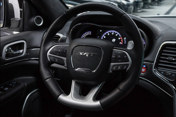 Jeep Grand Cherokee 6.4 Hemi SRT 3000km!! Carbon-Design SRT-Design-Paket Sportstoelen