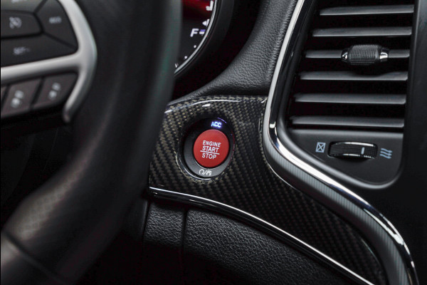 Jeep Grand Cherokee 6.4 Hemi SRT 3000km!! Carbon-Design SRT-Design-Paket Sportstoelen