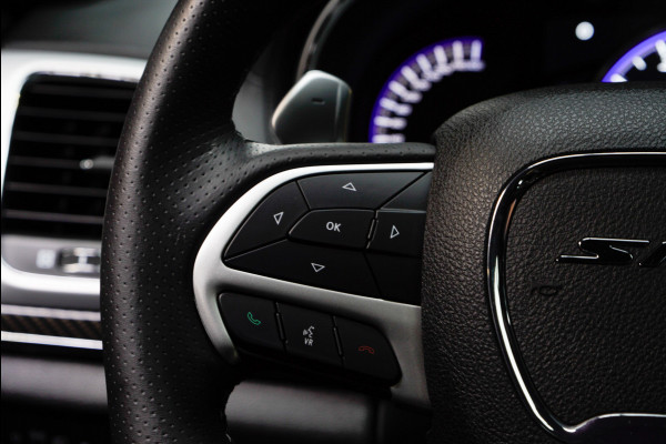 Jeep Grand Cherokee 6.4 Hemi SRT 3000km!! Carbon-Design SRT-Design-Paket Sportstoelen