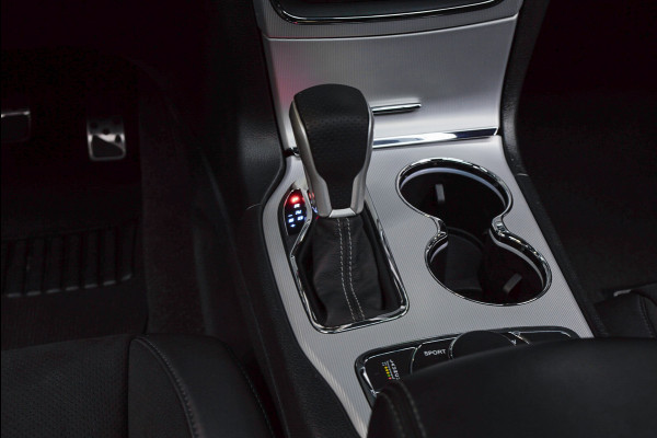 Jeep Grand Cherokee 6.4 Hemi SRT 3000km!! Carbon-Design SRT-Design-Paket Sportstoelen