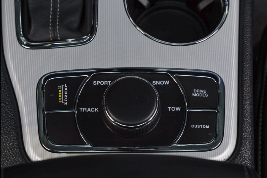 Jeep Grand Cherokee 6.4 Hemi SRT 3000km!! Carbon-Design SRT-Design-Paket Sportstoelen