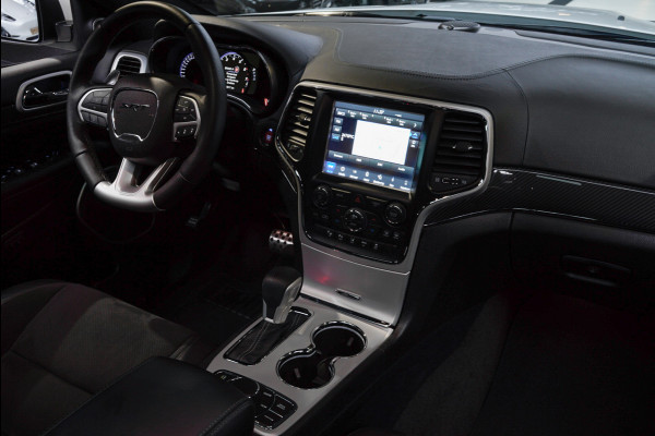 Jeep Grand Cherokee 6.4 Hemi SRT 3000km!! Carbon-Design SRT-Design-Paket Sportstoelen