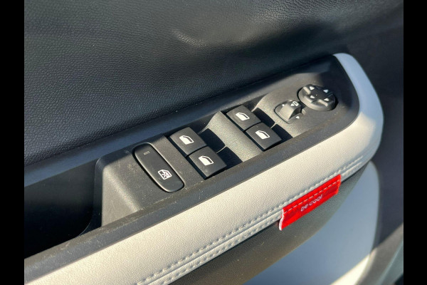 Citroën C3 Aircross 1.2 Hybrid 145pk Max VAN € 29.900,- VOOR € 27.440,- UW LENTEVOORDEEL € 2.460,-! | STOEL + STUURWIELVERWARMING | WINTERPAKKET | CAMERA | HEAD-UP DISPLAY| FABRIEKSGARANTIE | ALL IN PRIJS RIJKLAAR