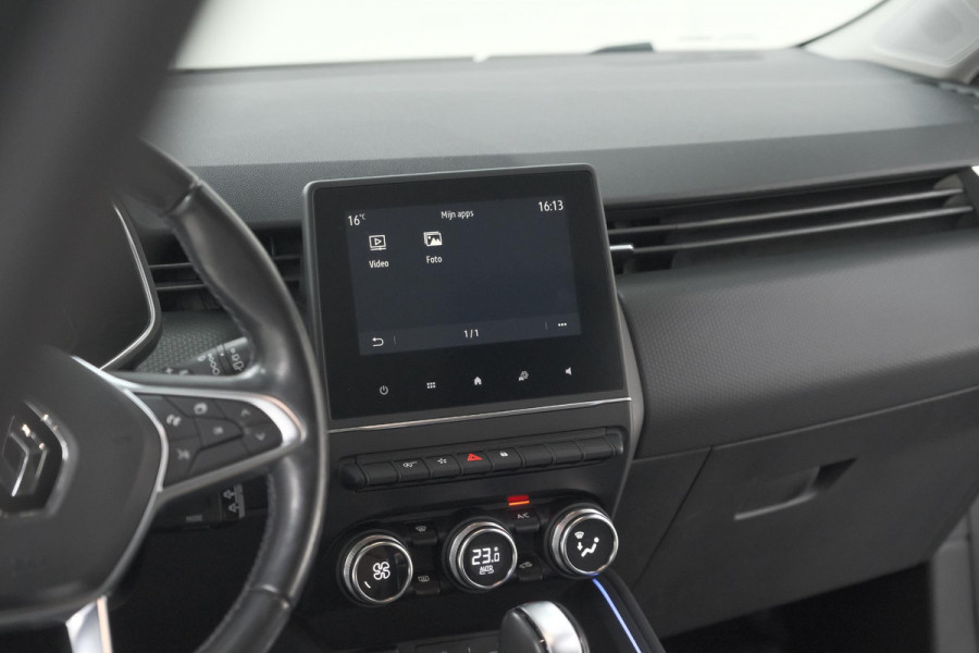 Renault Clio TCe 130 EDC Intens |  Allseason banden | Camera | Navigatie | Parkeersensoren