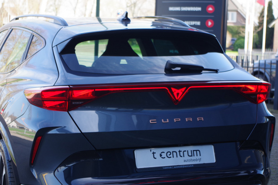 CUPRA Formentor 1.5 TSI e-Hybrid VZ 272 PK Performance PHEV, Trekhaak, Kuipstoelen, Sennheiser Sound, Memory, Camera