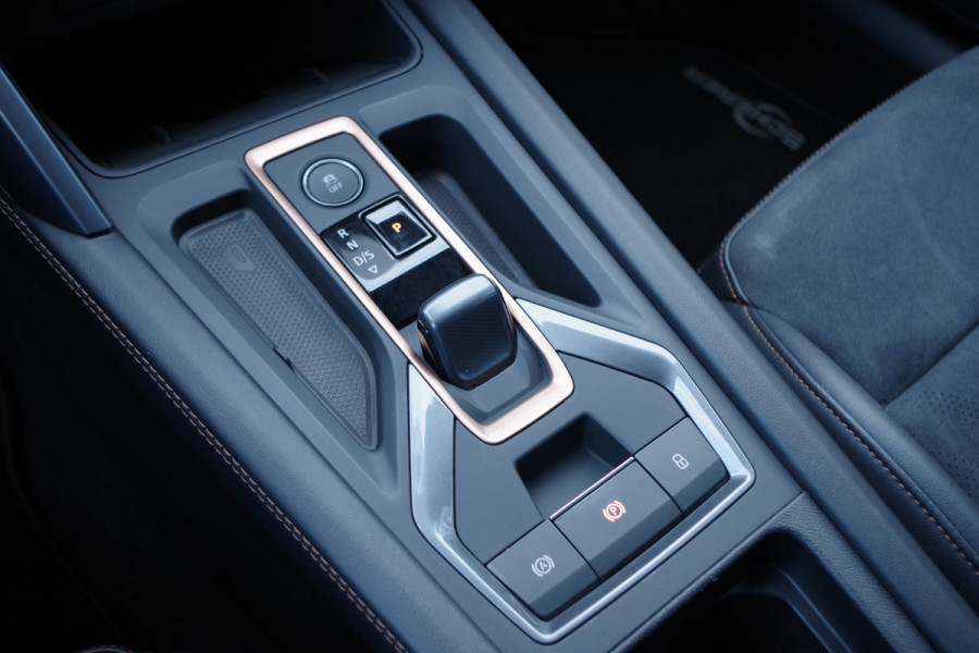 CUPRA Formentor 1.5 TSI e-Hybrid VZ 272 PK Performance PHEV, Trekhaak, Kuipstoelen, Sennheiser Sound, Memory, Camera