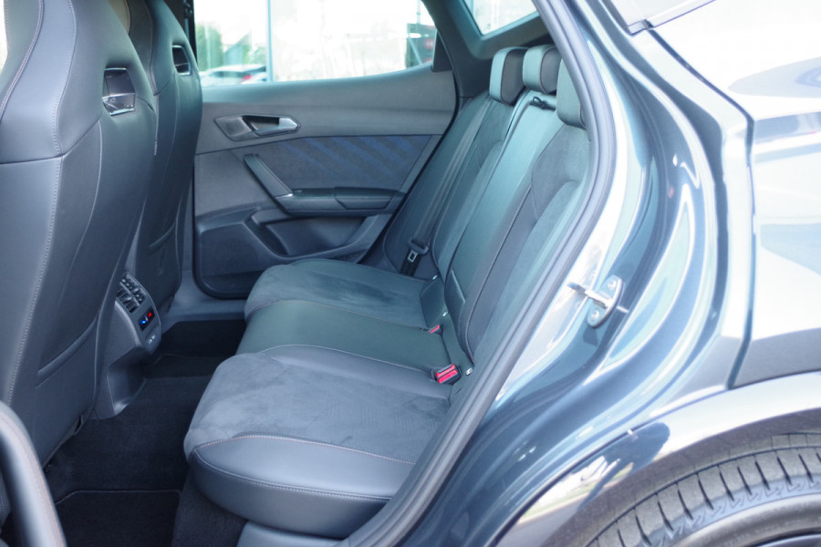 CUPRA Formentor 1.5 TSI e-Hybrid VZ 272 PK Performance PHEV, Trekhaak, Kuipstoelen, Sennheiser Sound, Memory, Camera