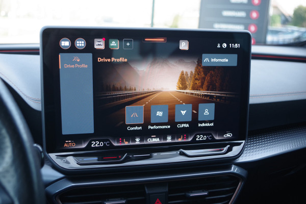 CUPRA Formentor 1.5 TSI e-Hybrid VZ 272 PK Performance PHEV, Trekhaak, Kuipstoelen, Sennheiser Sound, Memory, Camera