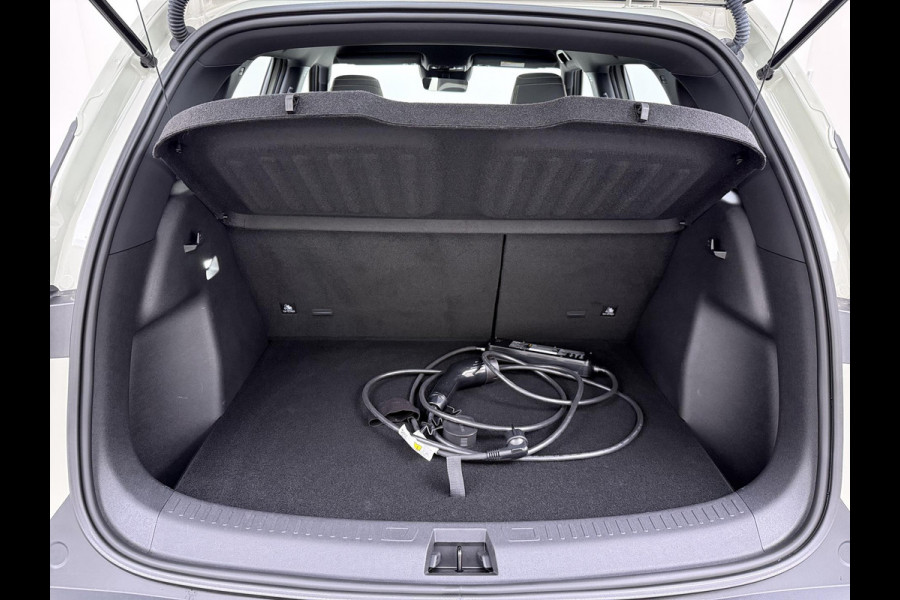 BYD ATTO 2 Boost 45 kWh DIRECT LEVERBAAR | VOLLEDIGE BYD FABRIEKSGARANTIE T/M 11-2030 OF 150.000 KM | STOEL- & STUURVERWARMING | ADAPTIEVE CRUISE | 360° CAMERA | PANORAMADAK | DODEHOEKASSISTENT | ORIGINEEL NL AUTO