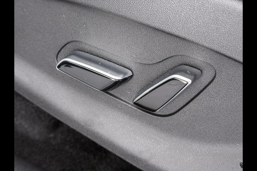 BYD ATTO 2 Boost 45 kWh DIRECT LEVERBAAR | VOLLEDIGE BYD FABRIEKSGARANTIE T/M 11-2030 OF 150.000 KM | STOEL- & STUURVERWARMING | ADAPTIEVE CRUISE | 360° CAMERA | PANORAMADAK | DODEHOEKASSISTENT | ORIGINEEL NL AUTO