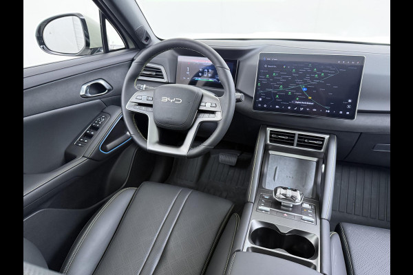 BYD ATTO 2 Boost 45 kWh DIRECT LEVERBAAR | VOLLEDIGE BYD FABRIEKSGARANTIE T/M 11-2030 OF 150.000 KM | STOEL- & STUURVERWARMING | ADAPTIEVE CRUISE | 360° CAMERA | PANORAMADAK | DODEHOEKASSISTENT | ORIGINEEL NL AUTO