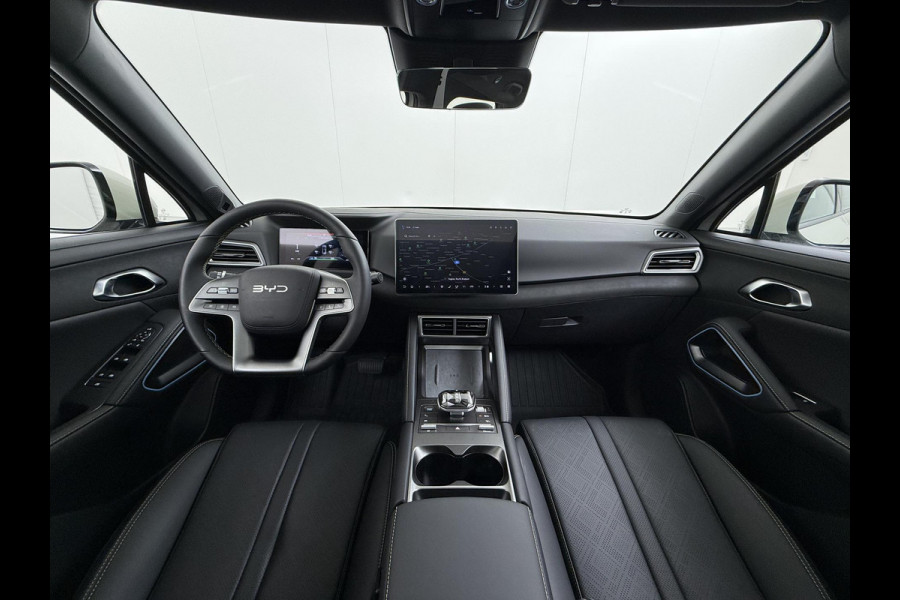 BYD ATTO 2 Boost 45 kWh DIRECT LEVERBAAR | VOLLEDIGE BYD FABRIEKSGARANTIE T/M 11-2030 OF 150.000 KM | STOEL- & STUURVERWARMING | ADAPTIEVE CRUISE | 360° CAMERA | PANORAMADAK | DODEHOEKASSISTENT | ORIGINEEL NL AUTO