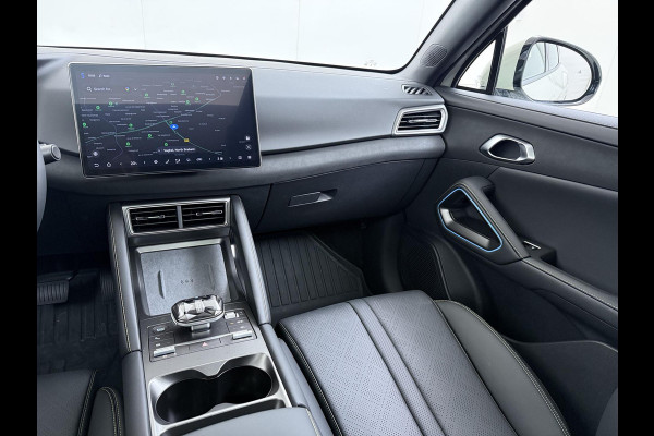 BYD ATTO 2 Boost 45 kWh DIRECT LEVERBAAR | VOLLEDIGE BYD FABRIEKSGARANTIE T/M 11-2030 OF 150.000 KM | STOEL- & STUURVERWARMING | ADAPTIEVE CRUISE | 360° CAMERA | PANORAMADAK | DODEHOEKASSISTENT | ORIGINEEL NL AUTO