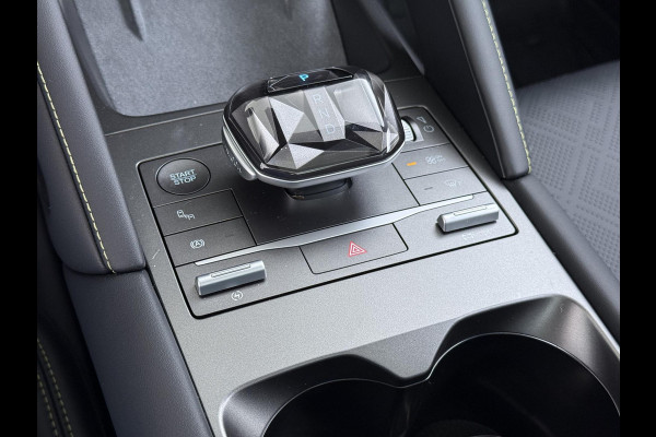 BYD ATTO 2 Boost 45 kWh DIRECT LEVERBAAR | VOLLEDIGE BYD FABRIEKSGARANTIE T/M 11-2030 OF 150.000 KM | STOEL- & STUURVERWARMING | ADAPTIEVE CRUISE | 360° CAMERA | PANORAMADAK | DODEHOEKASSISTENT | ORIGINEEL NL AUTO