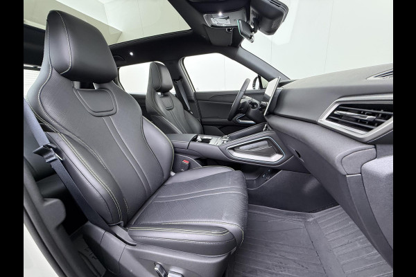 BYD ATTO 2 Boost 45 kWh DIRECT LEVERBAAR | VOLLEDIGE BYD FABRIEKSGARANTIE T/M 11-2030 OF 150.000 KM | STOEL- & STUURVERWARMING | ADAPTIEVE CRUISE | 360° CAMERA | PANORAMADAK | DODEHOEKASSISTENT | ORIGINEEL NL AUTO