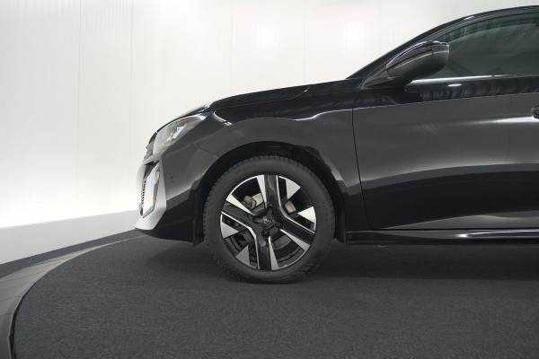Peugeot 208 Hybrid 100 e-DCS6 Allure | Camera | Navigatie | Apple Carplay | Parkeersensoren