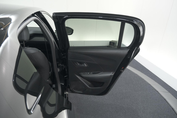 Peugeot 208 Hybrid 100 e-DCS6 Allure | Camera | Navigatie | Apple Carplay | Parkeersensoren
