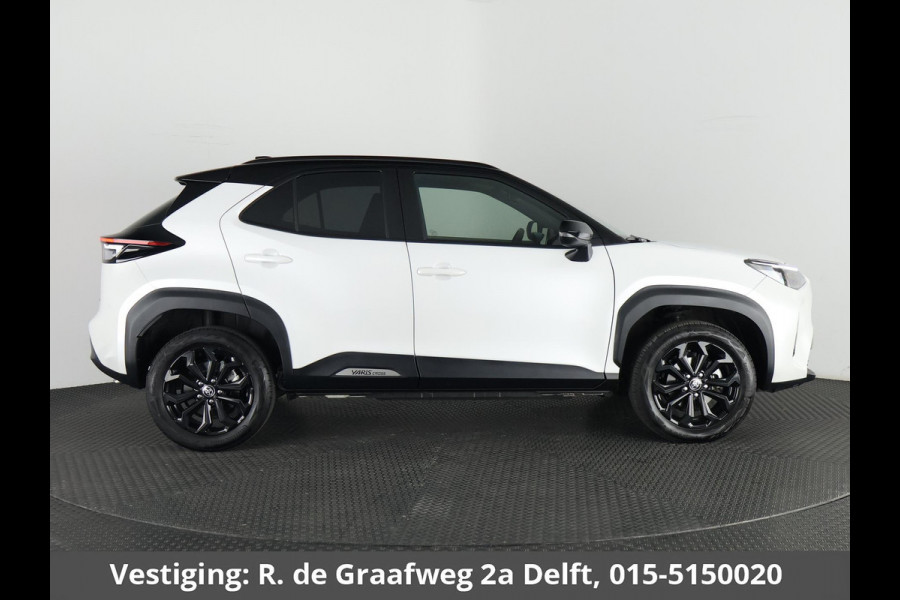 Toyota Yaris Cross 1.5 Hybrid 130 Dynamic Luxury Bi-Tone | Stuur- & Stoelverwarming | Apple Carplay & AndroidAUTO | Navigatie