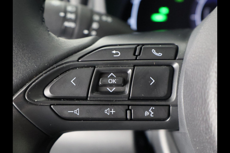 Toyota Yaris Cross 1.5 Hybrid 130 Dynamic Luxury Bi-Tone | Stuur- & Stoelverwarming | Apple Carplay & AndroidAUTO | Navigatie