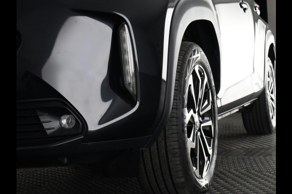 Toyota Yaris Cross 1.5 HYBRID DYNAMIC LUXERY GARANTIE 9-2034 PDC V+A. BLIND SPOT. STUUR/STOELVERWARMING APPLE CARPLAY/ANDROID.