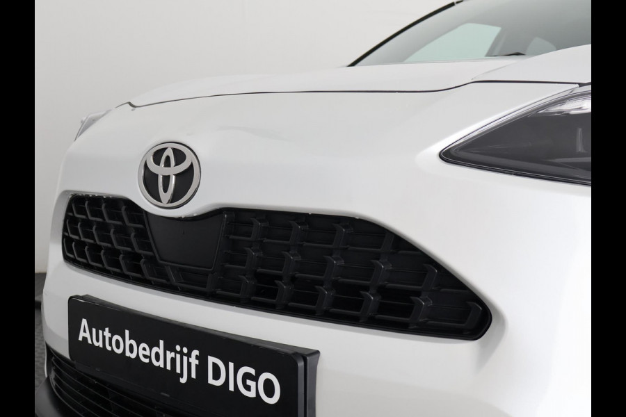 Toyota Yaris Cross 1.5 Hybrid 115 Dynamic Luxury | Stuur-& Stoelverwarming | Apple Carplay & AndroidAUTO | Camera
