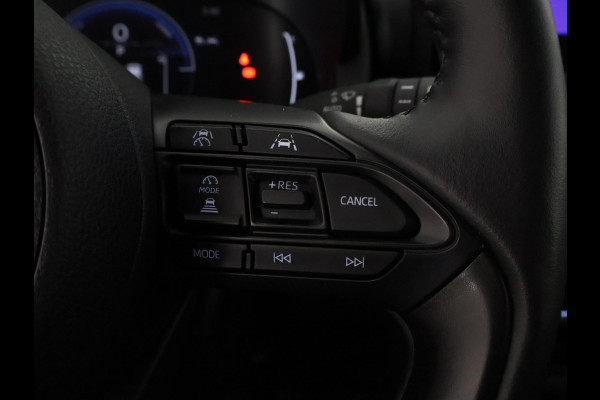 Toyota Yaris Cross 1.5 Hybrid 115 Dynamic | Stuur- & Stoelverwarming | Apple Carplay & AndroidAUTO | Camera