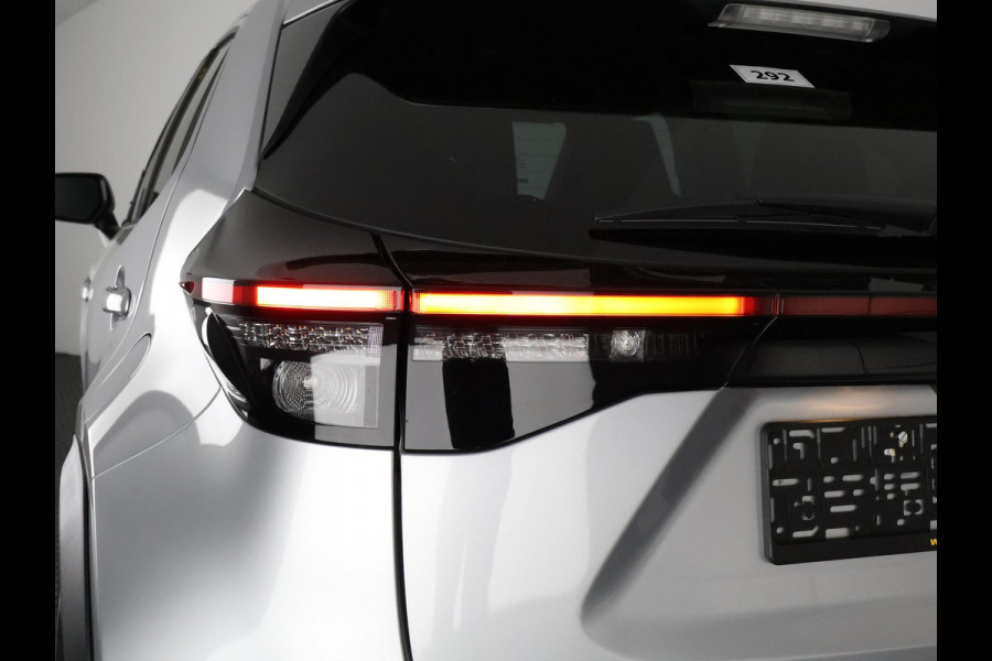 Toyota Yaris Cross 1.5 Hybrid 115 Dynamic | Stuur- & Stoelverwarming | Apple Carplay & AndroidAUTO | Camera