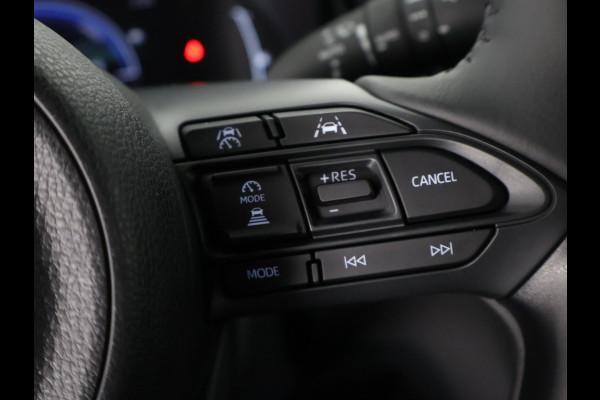 Toyota Yaris Cross 1.5 Hybrid 115 Dynamic Luxury | Stuur- & Stoelverwarming | Apple Carplay & AndroidAUTO | Camera