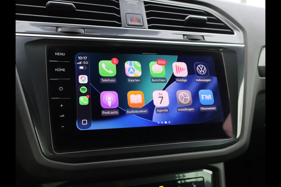 Volkswagen Tiguan 2.0 TDI DSG + VIRTUAL COCKPIT | WEGKL. TREKHAAK | CAMERA | STUUR/STOELVERW. | CARPLAY