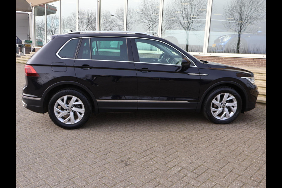 Volkswagen Tiguan 2.0 TDI DSG + VIRTUAL COCKPIT | WEGKL. TREKHAAK | CAMERA | STUUR/STOELVERW. | CARPLAY