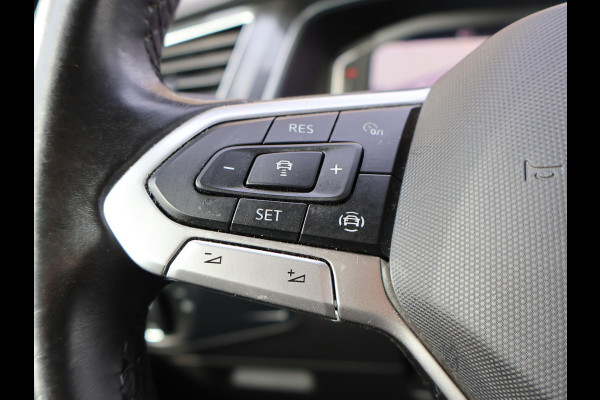 Volkswagen Tiguan 2.0 TDI DSG + VIRTUAL COCKPIT | WEGKL. TREKHAAK | CAMERA | STUUR/STOELVERW. | CARPLAY