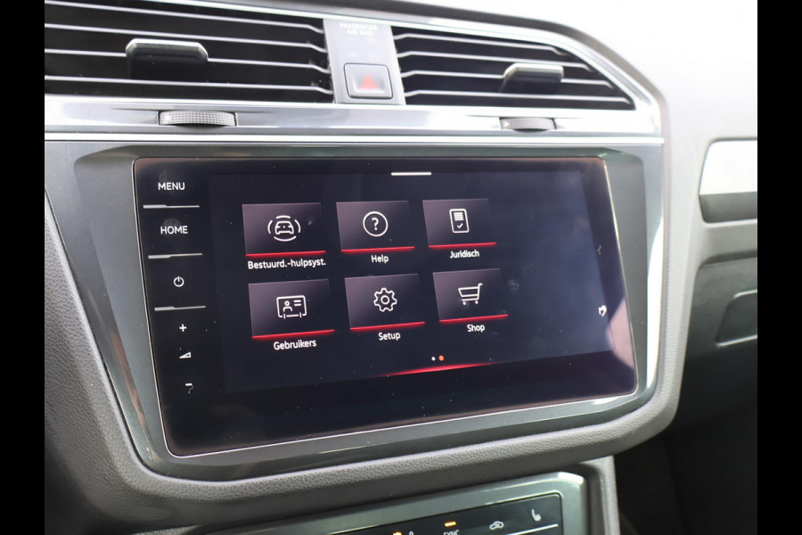 Volkswagen Tiguan 2.0 TDI DSG + VIRTUAL COCKPIT | WEGKL. TREKHAAK | CAMERA | STUUR/STOELVERW. | CARPLAY