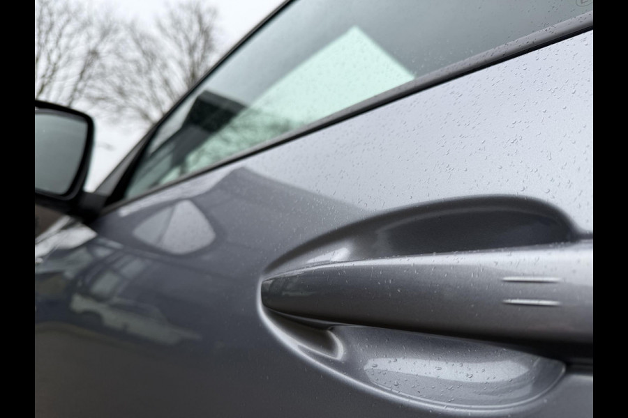 Peugeot 3008 1.6 HYbrid 225 Allure Pack Business PHEV PLUG-IN HYBRIDE | RIJKLAAR! | ONDERHOUD GEHAD BIJ BINNENKOMST | DODEHOEKSENSOR | ACHTERUITRIJCAMERA | STANDKACHEL | INCL. 12 MND BOVAG GARANTIE