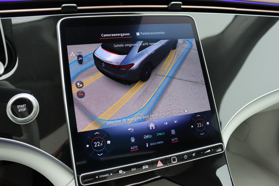 Mercedes-Benz EQE 300 Business Solution Premium 90 kWh | Luchtvering | Distronic+ | Panoramadak | Massage | Burmester | Digital Light | Surround Camera | Augmented Reality | Leder |  Stoelventilatie | Verwarmd Stuurwiel |