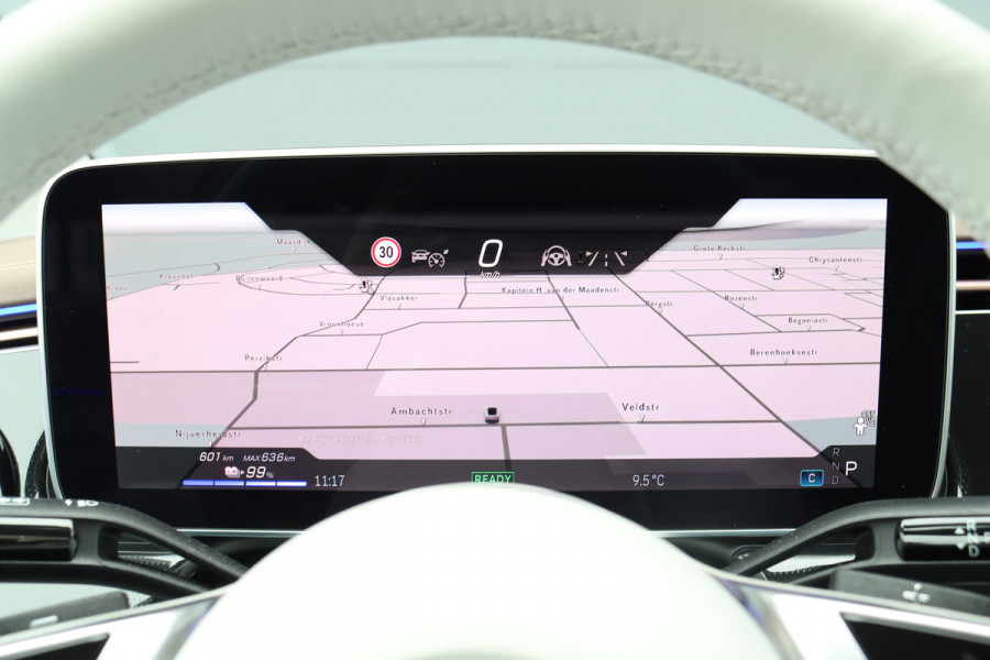 Mercedes-Benz EQE 300 Business Solution Premium 90 kWh | Luchtvering | Distronic+ | Panoramadak | Massage | Burmester | Digital Light | Surround Camera | Augmented Reality | Leder |  Stoelventilatie | Verwarmd Stuurwiel |