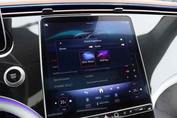 Mercedes-Benz EQE 300 Business Solution Premium 90 kWh | Luchtvering | Distronic+ | Panoramadak | Massage | Burmester | Digital Light | Surround Camera | Augmented Reality | Leder |  Stoelventilatie | Verwarmd Stuurwiel |